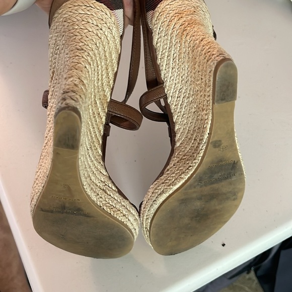 Burberry Brown Wedge Sandal. Size 38.5. Run small. Size 7.8/8 - Picture 7 of 7
